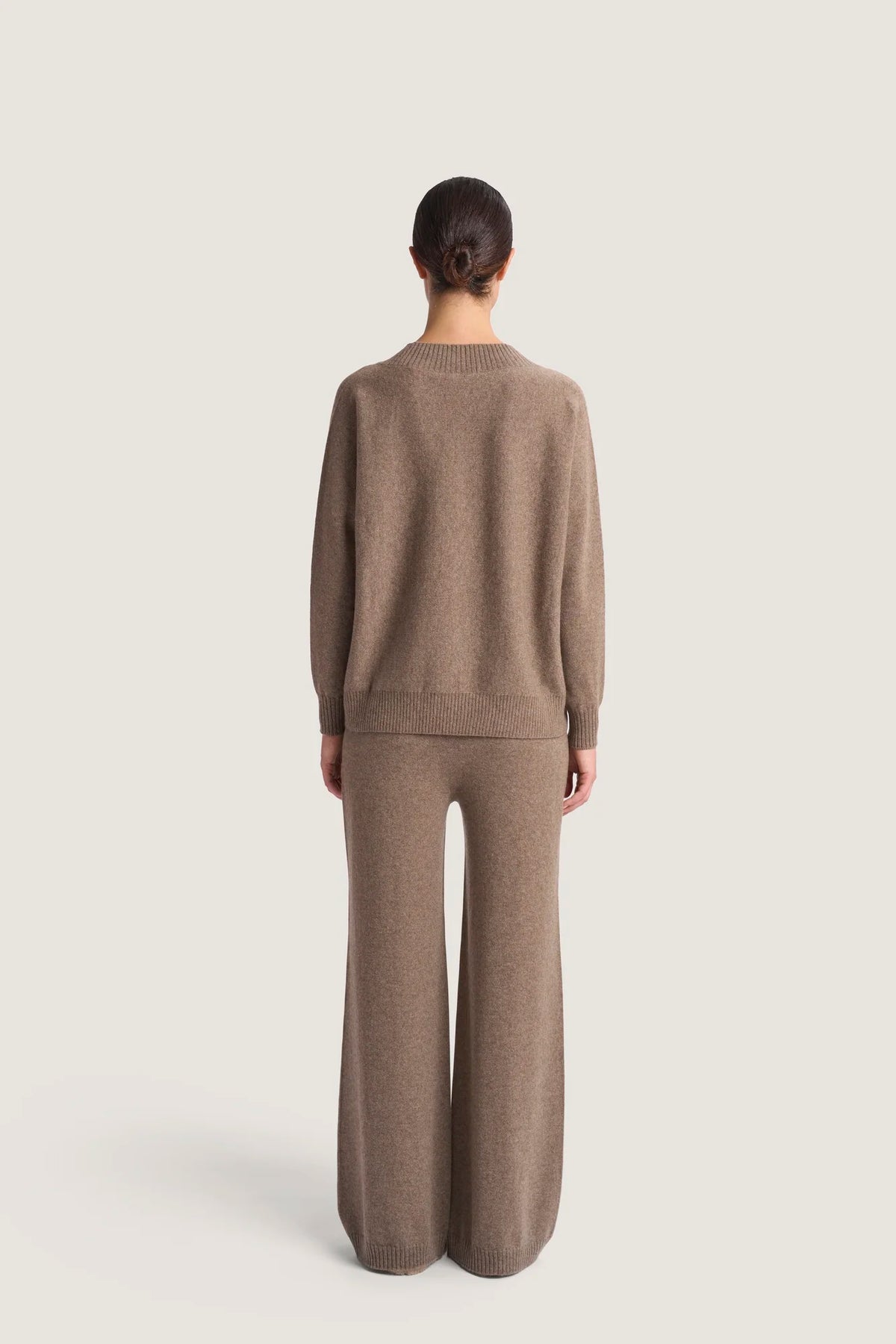Maglia scollo a V in puro cashmere Visone