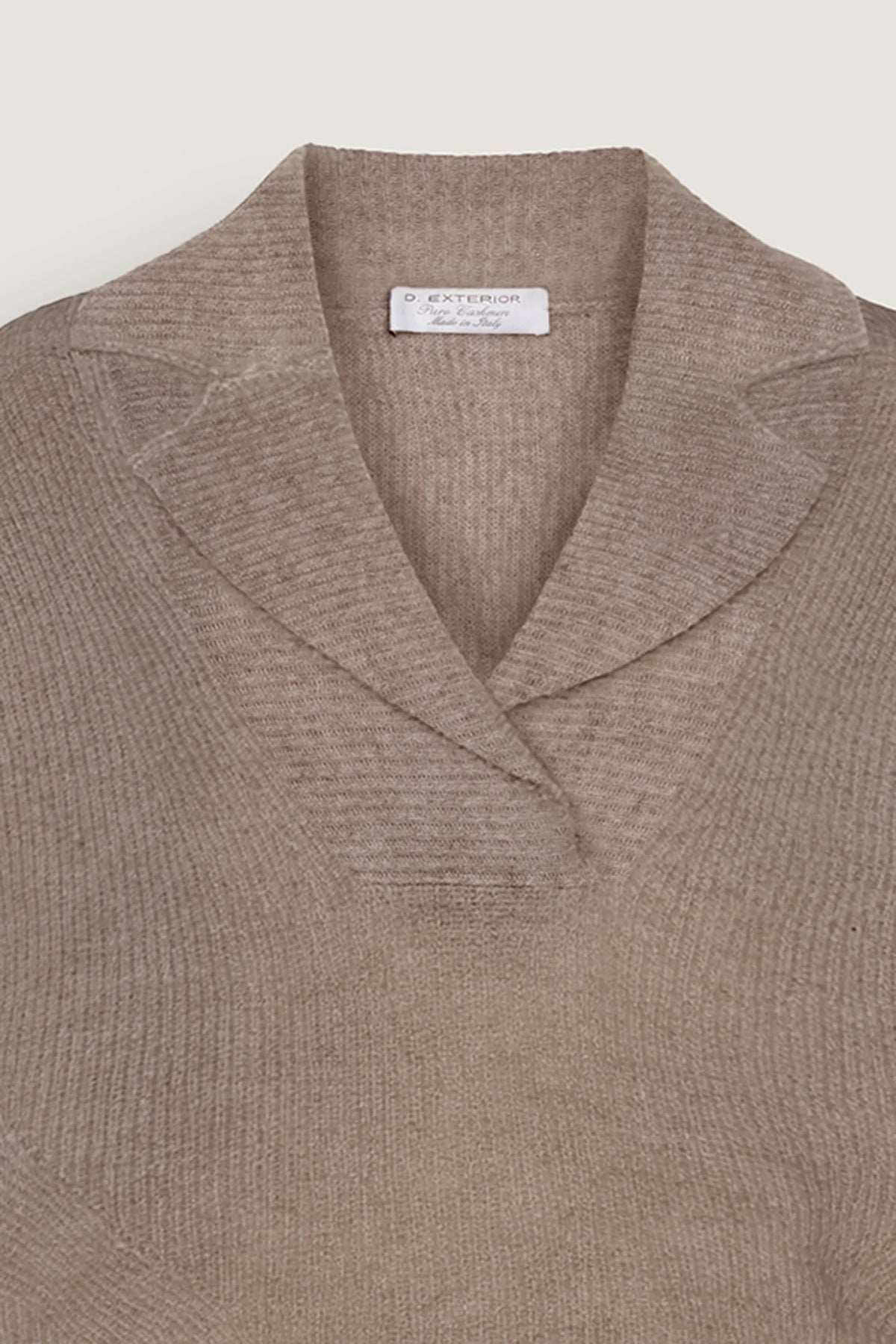 Maglia in puro cashmere a trecce e collo rever Visone
