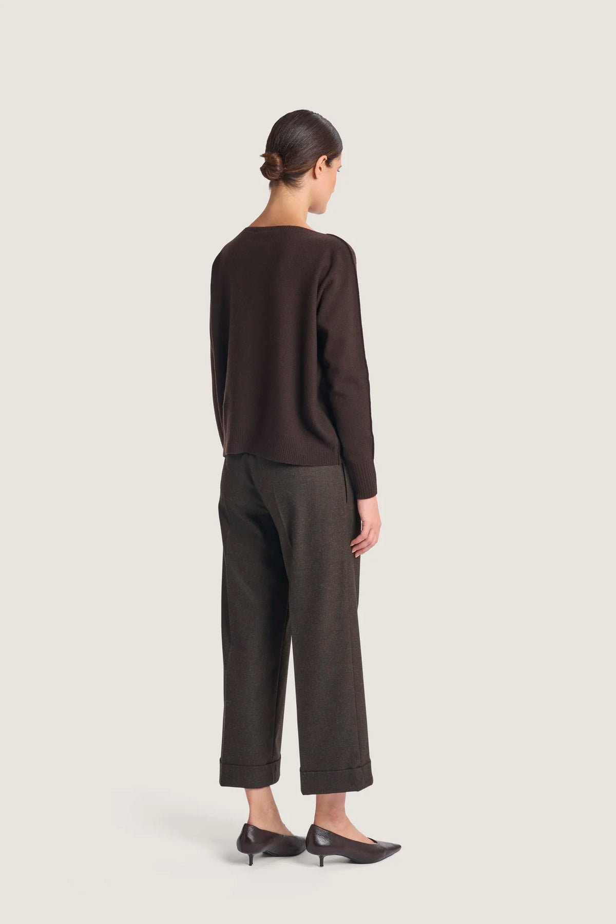 Barchetta in misto cashmere con catenella Caffè