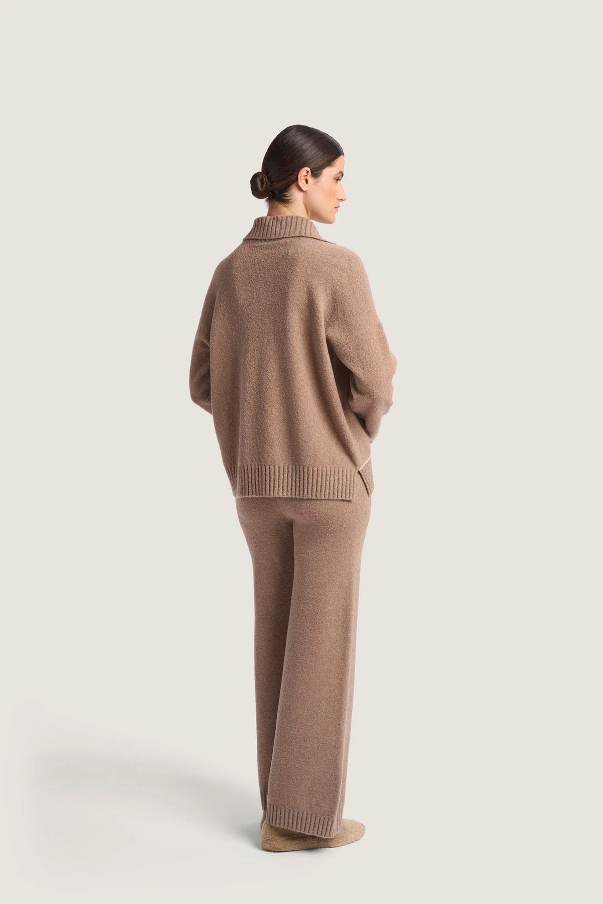Maglia in bouclè con catenella Castoro