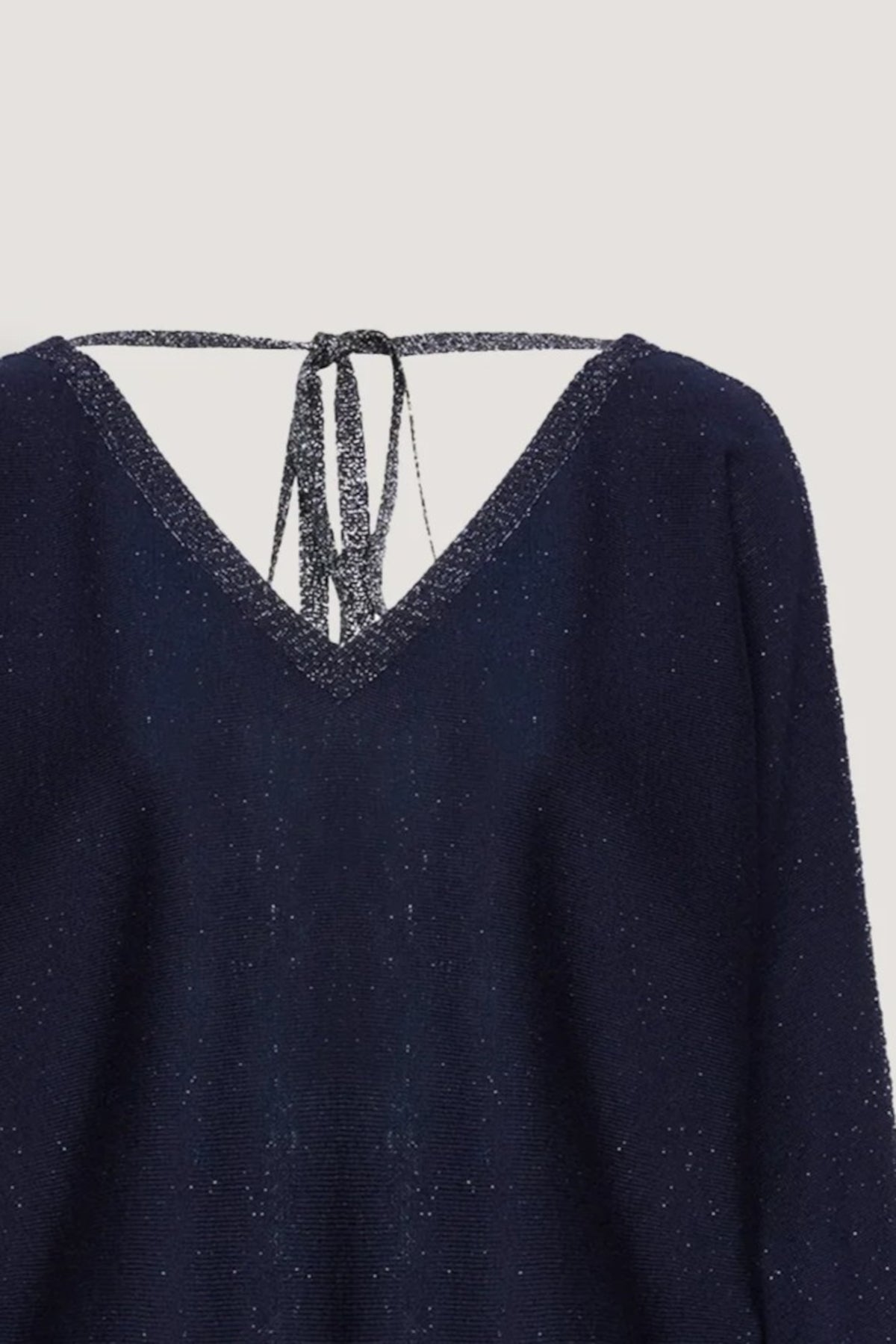 Scollo a V con lavorazione vanisè di lurex Blu
