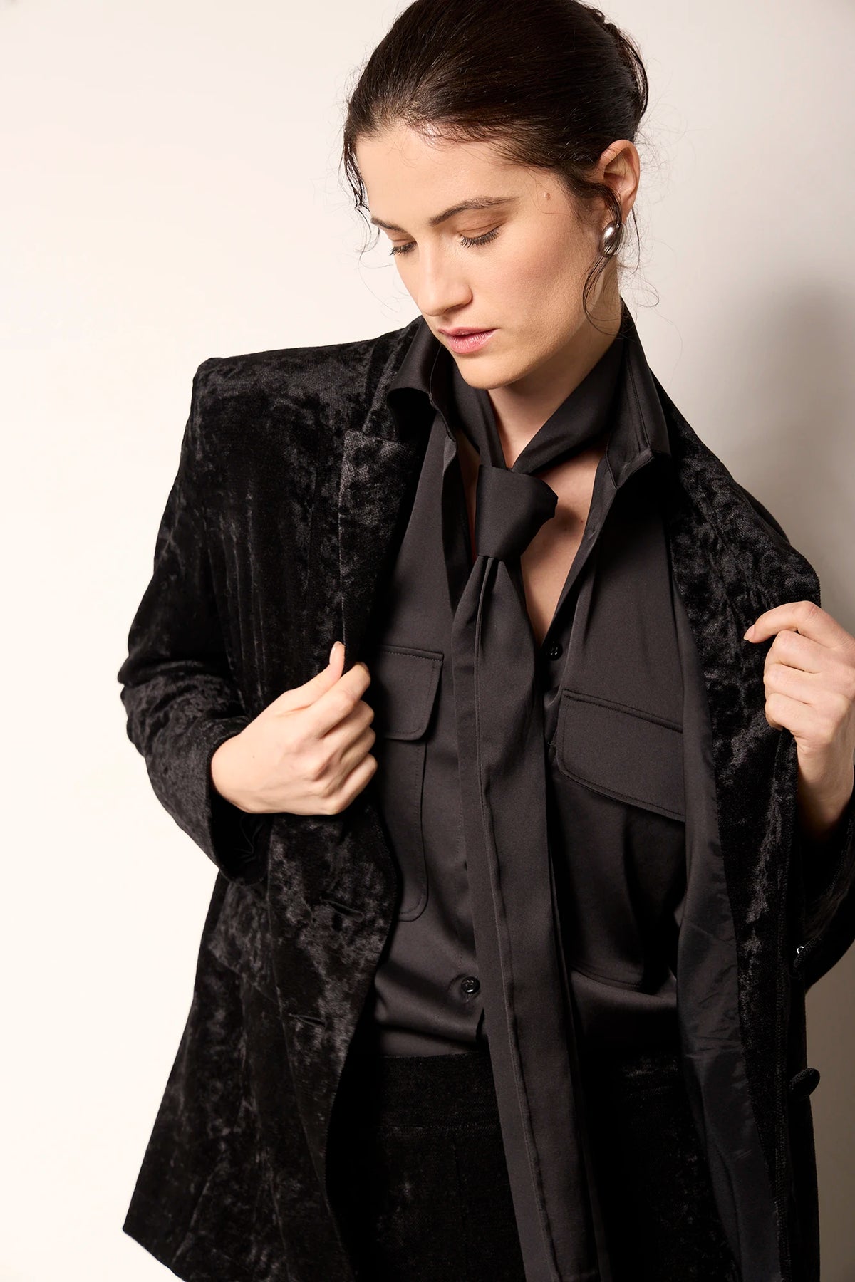 Giacca monopetto in Tulle leggero floccato in velluto Nero