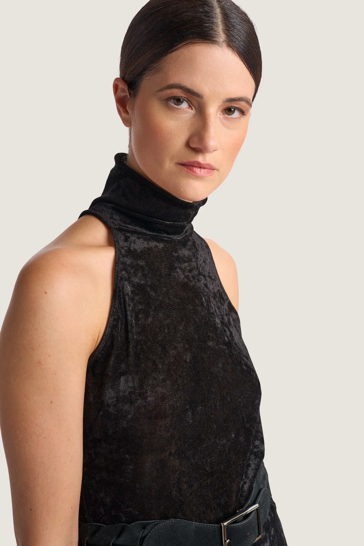 Top con scollo all’americana in Tulle leggero floccato in velluto Nero