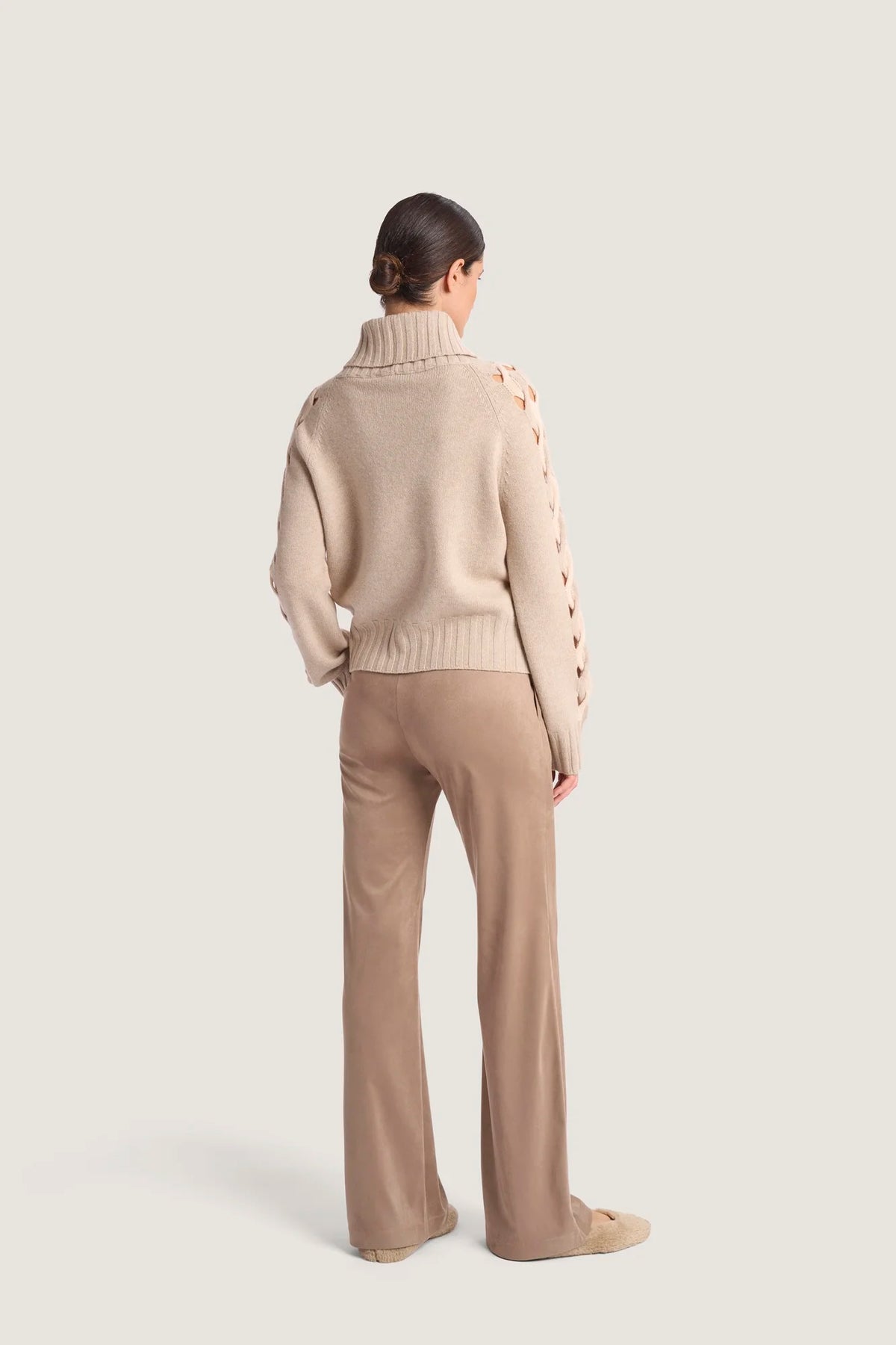Pantalone dritto in Vegan Leather Castoro